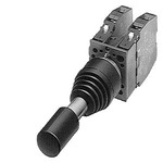 3SB1208-7JV20 (3SB12087JV20, 3SB12O8-7JV2O, 3SB12O87JV2O) КОМПЛЕКТНОЕ УСТРОЙСТВО 22MM КООРДИНАТНЫЙ ПЕРЕКЛЮЧАТЕЛЬ 4 ПОЛОЖЕНИЯ  БЕЗ МЕХАНИЧЕСКОЙ БЛОКИРОВКИ 1НО КОНТАКТ НА КАЖДОЕ НАПРАВЛЕНИЕ  С МЕТАЛЛИЧЕСКИМ ФРОНТАЛЬНЫМ КОЛЬЦОМ