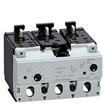 Купить 3VL9215-4TD31 (3VL92154TD31) АКСЕССУАР ДЛЯ VL160, CIRCULAR COND. TERMINAL COMPRISES 3 CIRC. CONDUCTOR TERMINALS AND TERMINAL COVER 3-ПОЛ.